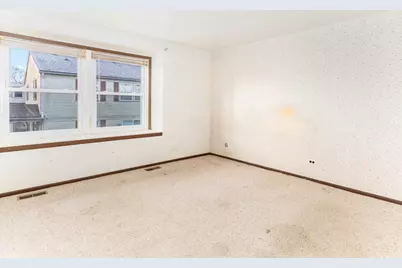 703 Shaw Court, Schaumburg, IL 60194 - Photo 13