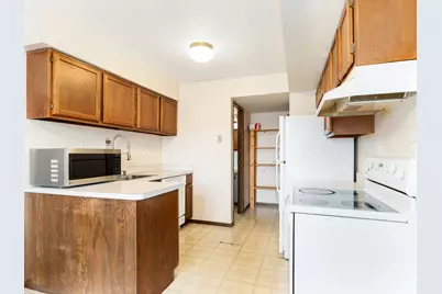 703 Shaw Court, Schaumburg, IL 60194 - Photo 7