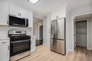 790 Hillview Ave, West Chicago, IL 60185 - Photo 9