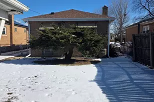 8634 S Kolin Ave, Chicago, IL 60652 - Photo 13