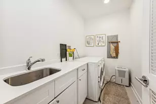 4612 W Addison Ave, Chicago, IL 60641 - Photo 17