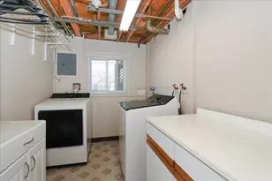 1335 Gentry Rd, Hoffman Estates, IL 60169 - Photo 27