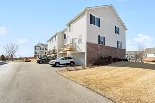 3726 Bissel Dr, Yorkville, IL 60560 - Photo 15