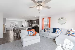 3726 Bissel Dr, Yorkville, IL 60560 - Photo 3