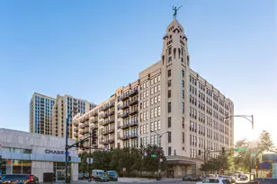 758 N Larrabee St, Chicago, IL 60654 - Photo 1