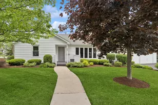 505 Lange Ct, Libertyville, IL 60048 - Photo 1