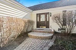 32W225 Pratt Rd, Wayne, IL 60184 - Photo 3