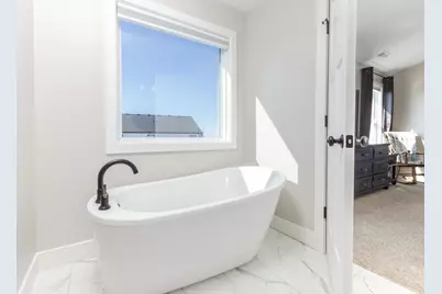 401 B Jenny Lane, Heyworth, IL 61745 - Photo 23