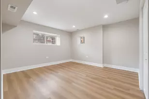 7836 S Constance Ave, Chicago, IL 60649 - Photo 23