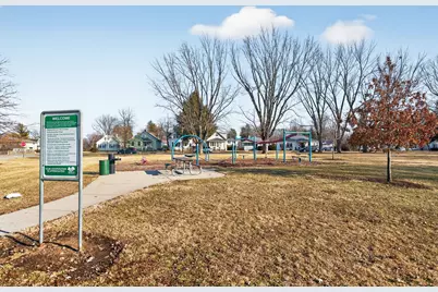 714 Ellwood Avenue, Dekalb, IL 60115 - Photo 35