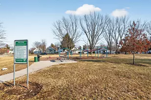 714 Ellwood Ave, Dekalb, IL 60115 - Photo 35