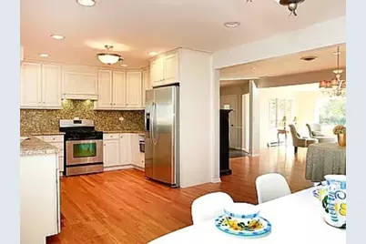 3336 Overland Pass, Northbrook, IL 60062 - Photo 7