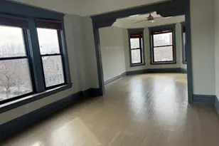 3701 N Lakewood Ave, Chicago, IL 60613 - Photo 3