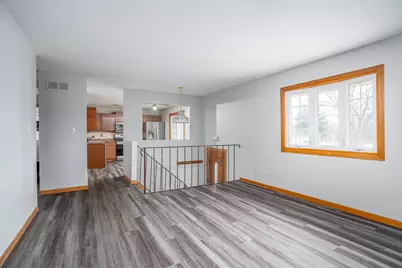 4905 50th Street, Moline, IL 61265 - Photo 9