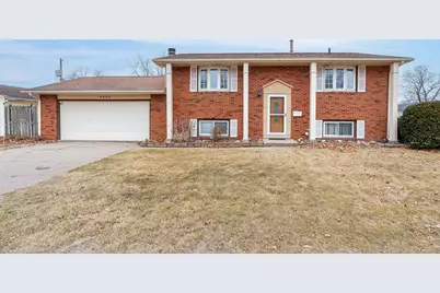 4905 50th Street, Moline, IL 61265 - Photo 1