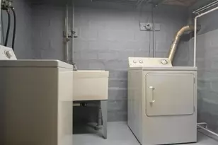 1903 W 1st St, Dixon, IL 61021 - Photo 35