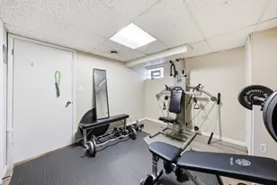 6524 Ridge Dr, Chicago Ridge, IL 60415 - Photo 21