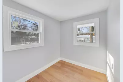 18020 Anthony Avenue, Country Club Hills, IL 60478 - Photo 9