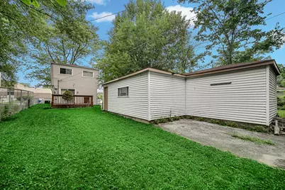 16913 Western Avenue, Hazel Crest, IL 60429 - Photo 13