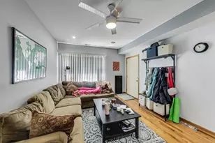 1452 W Cortez St, Chicago, IL 60642 - Photo 5