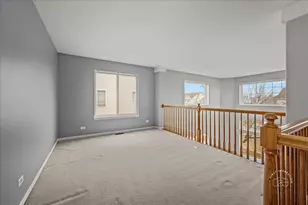 1635 Rosehall Ln, Elgin, IL 60123 - Photo 15