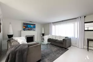 131 Detroit St, Calumet City, IL 60409 - Photo 7