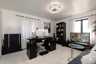 131 Detroit St, Calumet City, IL 60409 - Photo 15