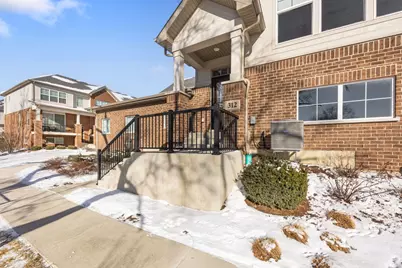 312 Woodmoor Drive, Lombard, IL 60148 - Photo 3