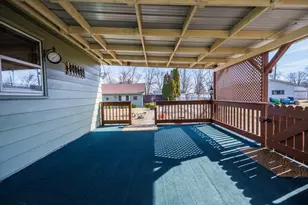 220 N Locust St, Wapella, IL 61777 - Photo 23