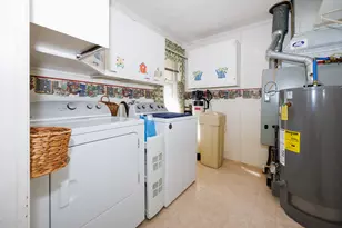 220 N Locust St, Wapella, IL 61777 - Photo 15