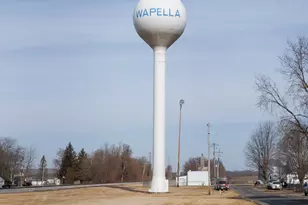 220 N Locust St, Wapella, IL 61777 - Photo 39