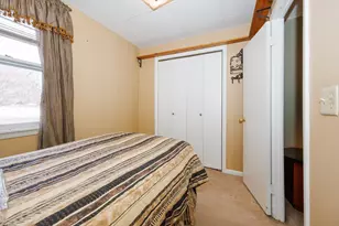 220 N Locust St, Wapella, IL 61777 - Photo 21