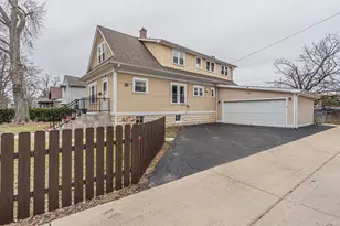 117 W Blair St, West Chicago, IL 60185 - Photo 3