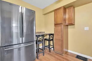 117 W Blair St, West Chicago, IL 60185 - Photo 9