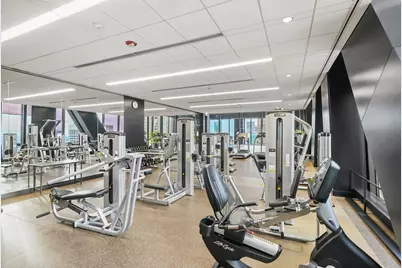 175 E Delaware Place #7107, Chicago, IL 60611 - Photo 31