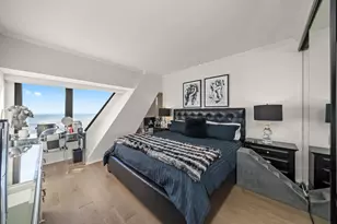 175 E Delaware Pl, Chicago, IL 60611 - Photo 17