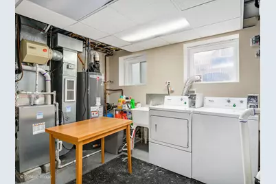 3034 N Greenview Avenue, Chicago, IL 60657 - Photo 37