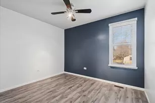 1137 Crimson Ct, Naperville, IL 60564 - Photo 17