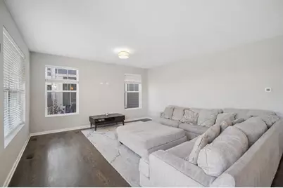 142 Roman Lane, Hawthorn Woods, IL 60047 - Photo 9