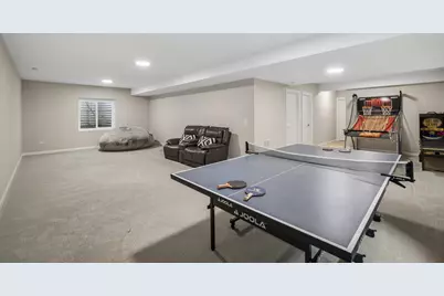 142 Roman Lane, Hawthorn Woods, IL 60047 - Photo 19