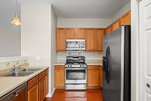 1340 W Black Wolf Rd, Round Lake, IL 60073 - Photo 5