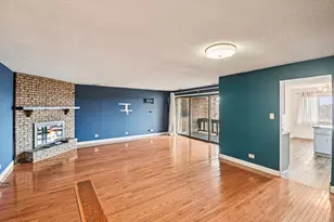 7652 W Golf Dr, Palos Heights, IL 60463 - Photo 5