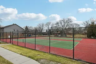 7652 W Golf Dr, Palos Heights, IL 60463 - Photo 13