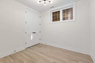 1304 W Winona St, Chicago, IL 60640 - Photo 27