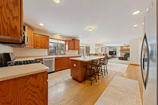 18753 Rosewood Ln, Mokena, IL 60448 - Photo 11