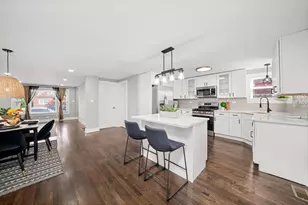 819 E 98th Pl, Chicago, IL 60628 - Photo 13