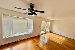 135 Julie Rd, Bolingbrook, IL 60440 - Photo 3