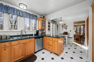 215 W Prospect St, Kewanee, IL 61443 - Photo 21