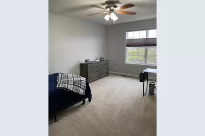 3032 Long Common Parkway, Elgin, IL 60124 - Photo 17