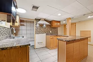 534 Grimes Ave, Naperville, IL 60565 - Photo 21